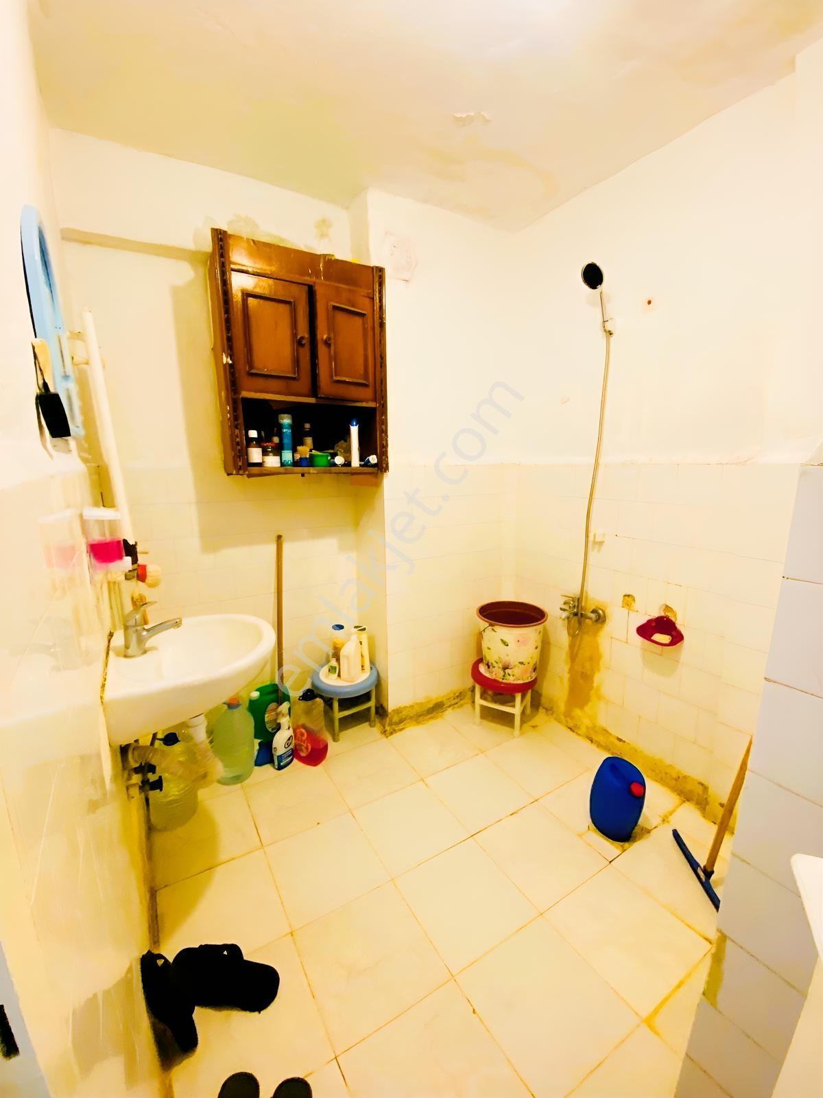 Plevne Mah. 3+1 Geniş M2 Ara Katta Masrafsız Daire — fotoğraf 25