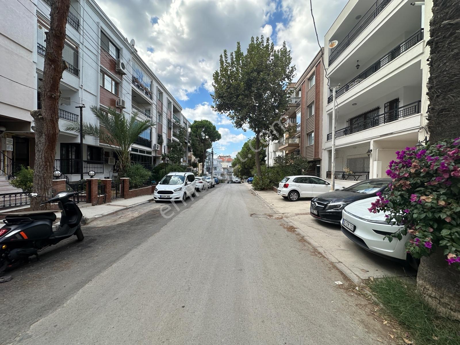 Esenyalı Mahallesi Amerikan Koleji Yakınında Satılık 4+1 Daire — fotoğraf 3