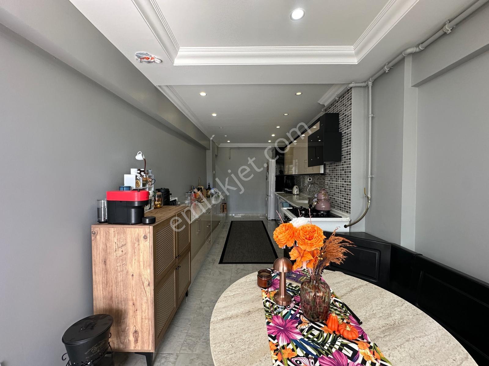 Esenyalı Mahallesi Amerikan Koleji Yakınında Satılık 4+1 Daire — fotoğraf 16
