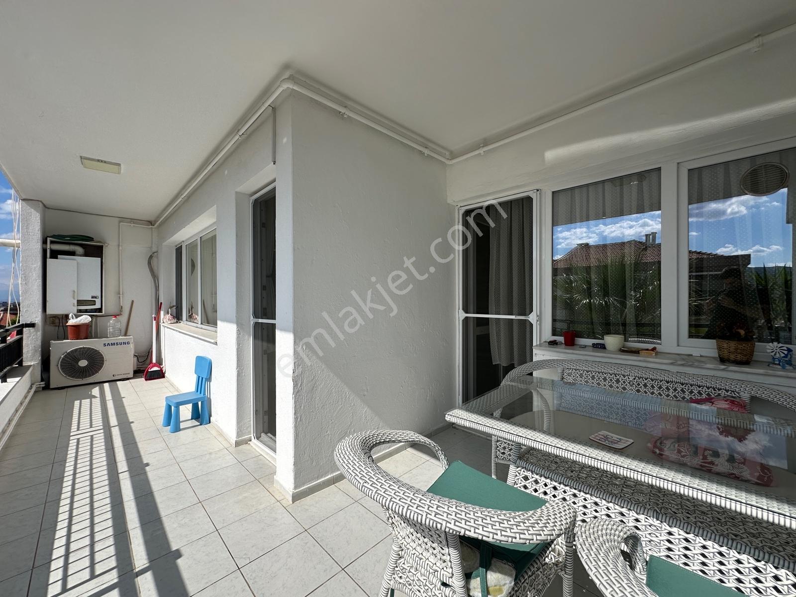 Esenyalı Mahallesi Amerikan Koleji Yakınında Satılık 4+1 Daire — fotoğraf 18