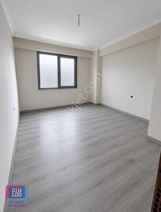 Acil!!! Satılık Torbalı Merkezi Konumda Geniş 3+1 Daire — fotoğraf 4