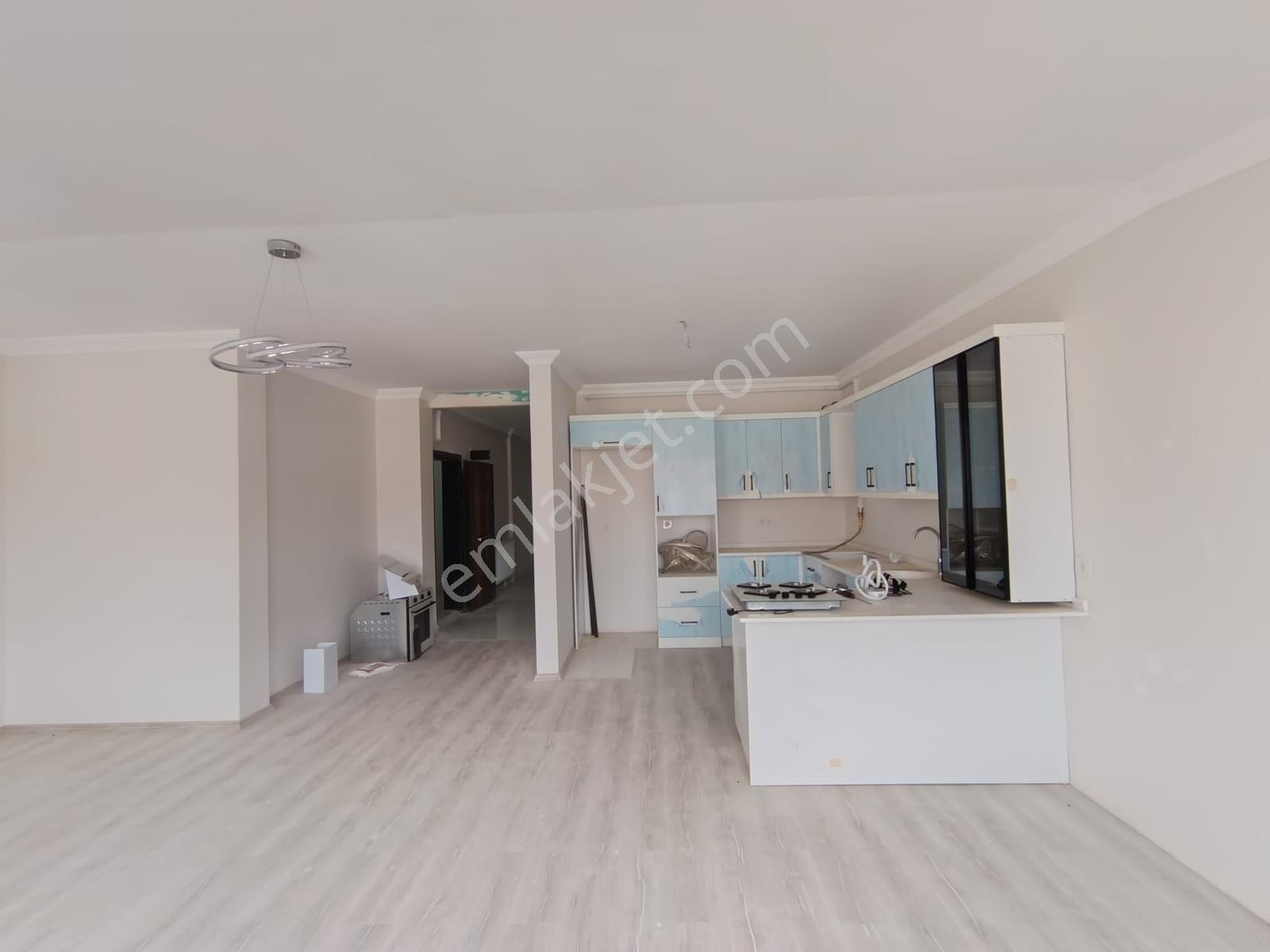 Delta Gayrimenkulden Gürede Satılık 150 M2 2+1 Fırsat Daire! — fotoğraf 10