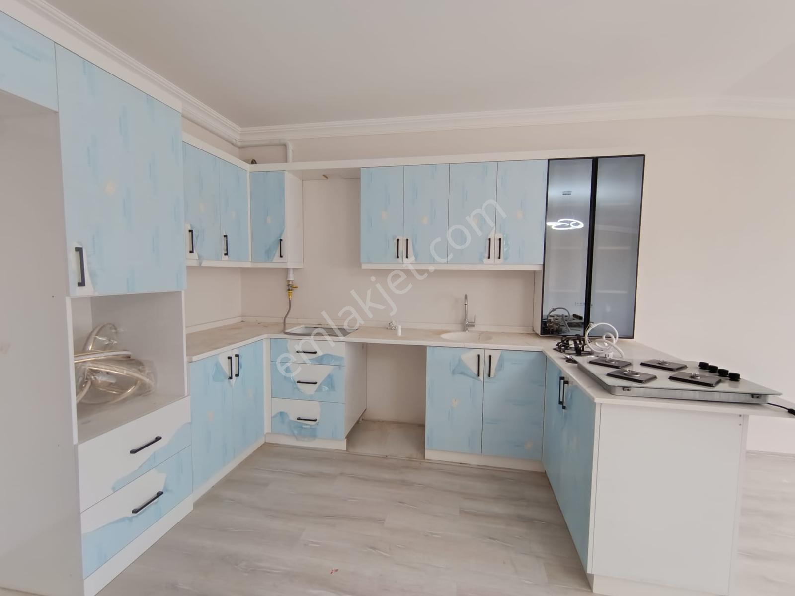 Delta Gayrimenkulden Gürede Satılık 150 M2 2+1 Fırsat Daire! — fotoğraf 12