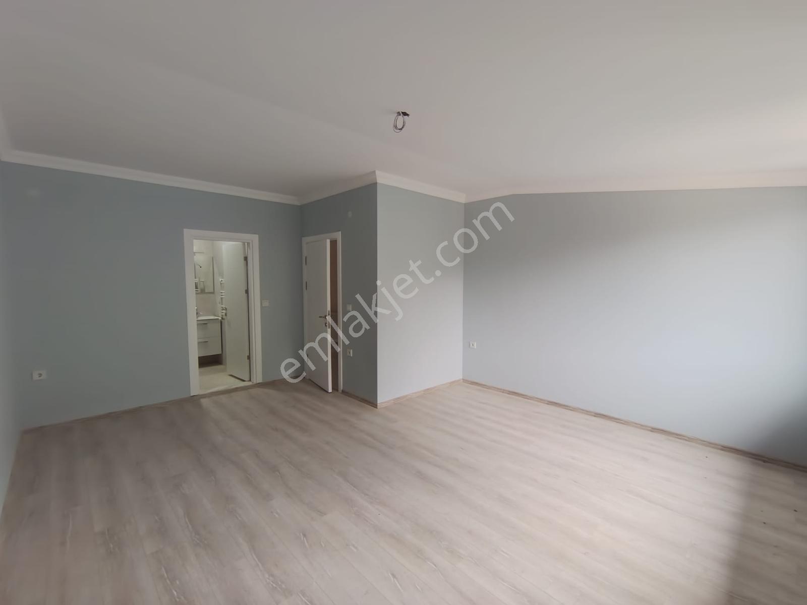 Delta Gayrimenkulden Gürede Satılık 150 M2 2+1 Fırsat Daire! — fotoğraf 19