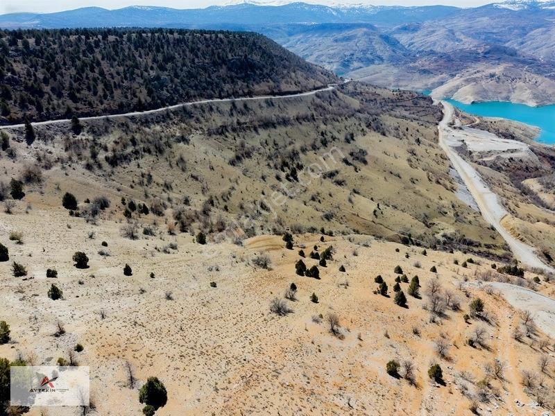 Taşbaşında 1.649 M² Müstakil Tapulu Tarla Gölet Manzaralı — fotoğraf 5