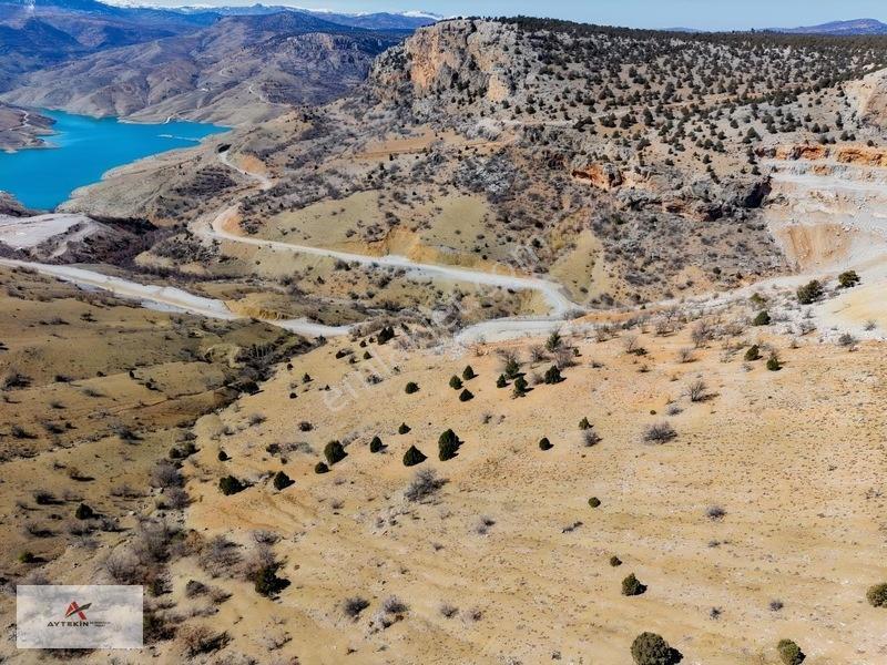 Taşbaşında 1.649 M² Müstakil Tapulu Tarla Gölet Manzaralı — fotoğraf 6