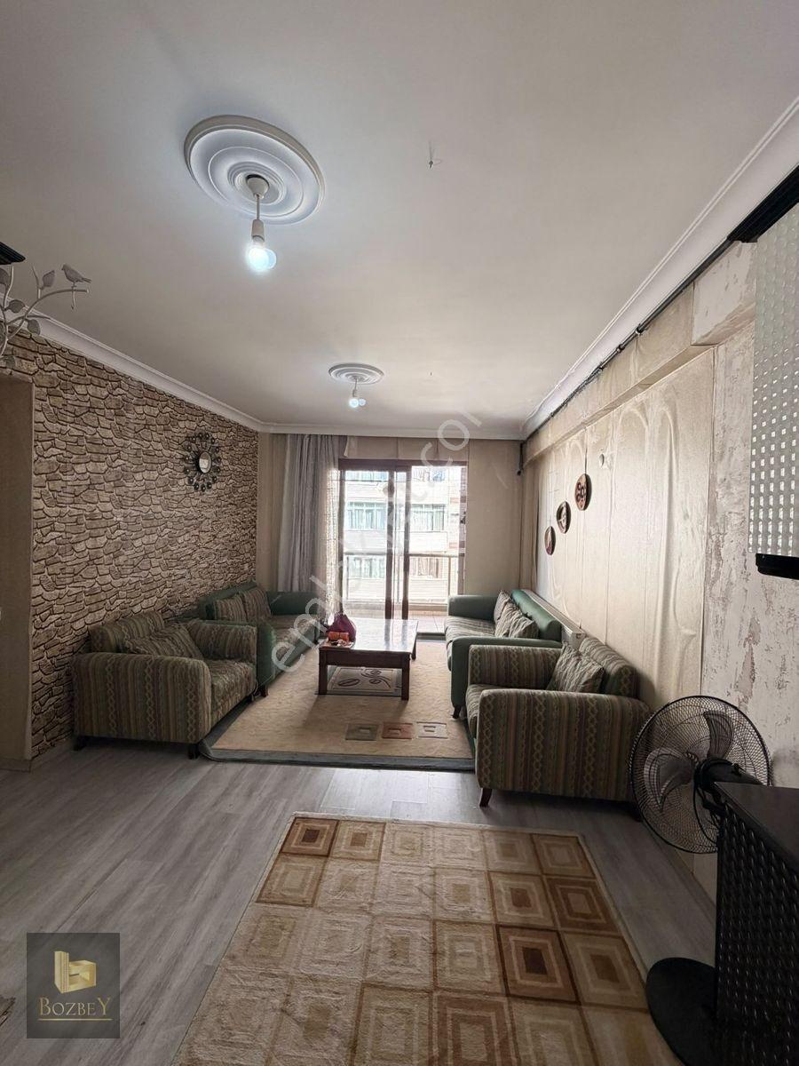Buca Fırat Mahallesinde 2+1 80 M2 Açık Mutfak Doğalgazlı Arakat Satılık 8 Yıllık Daire — fotoğraf 4