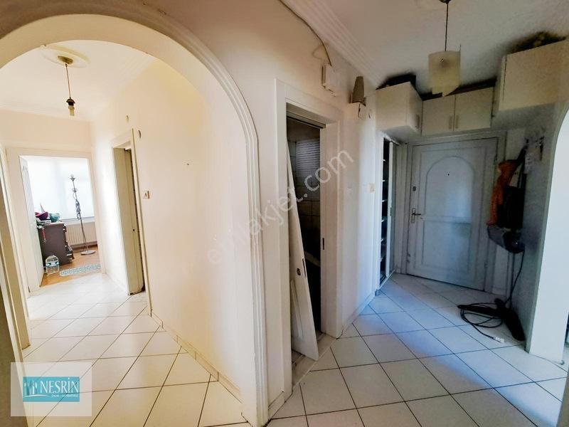 Nesrin Emlak'tan Uğurmumcu'nun Merkezinde Ara Kat Daire — fotoğraf 11
