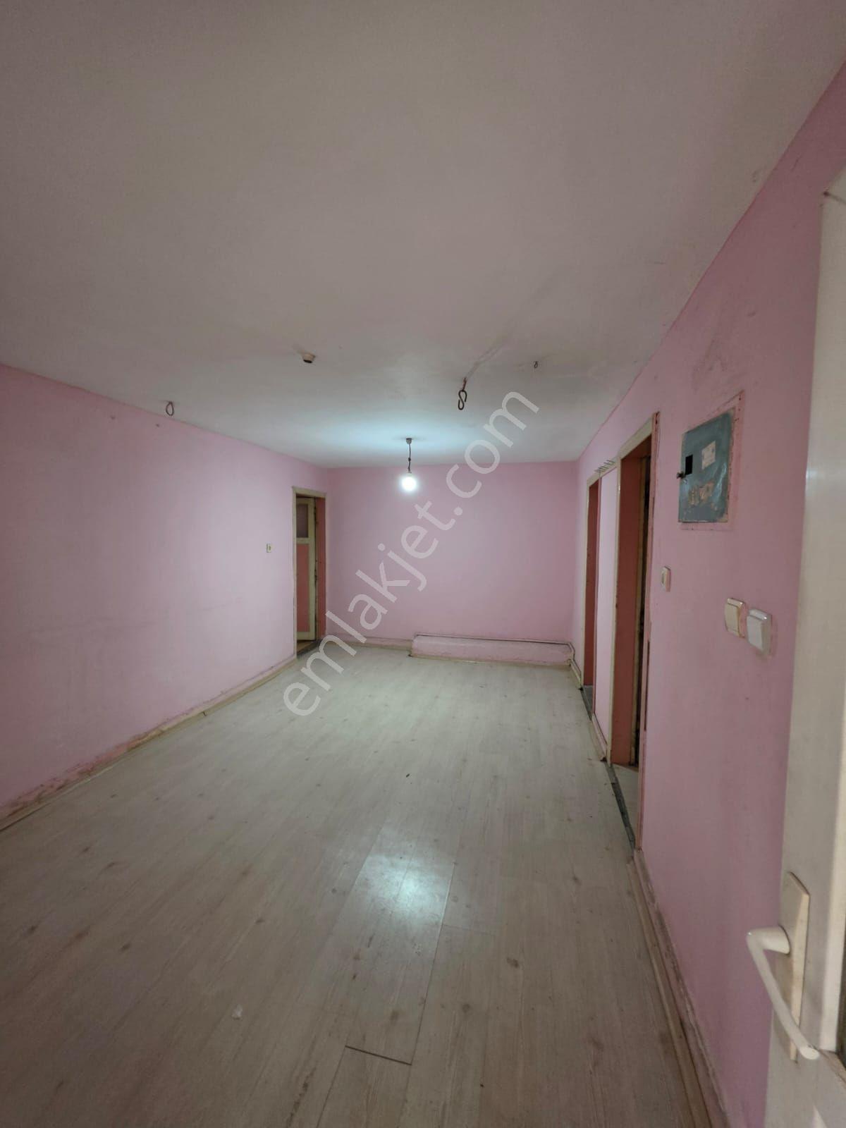 Sevindik Satılık Müstakil Ev — fotoğraf 5