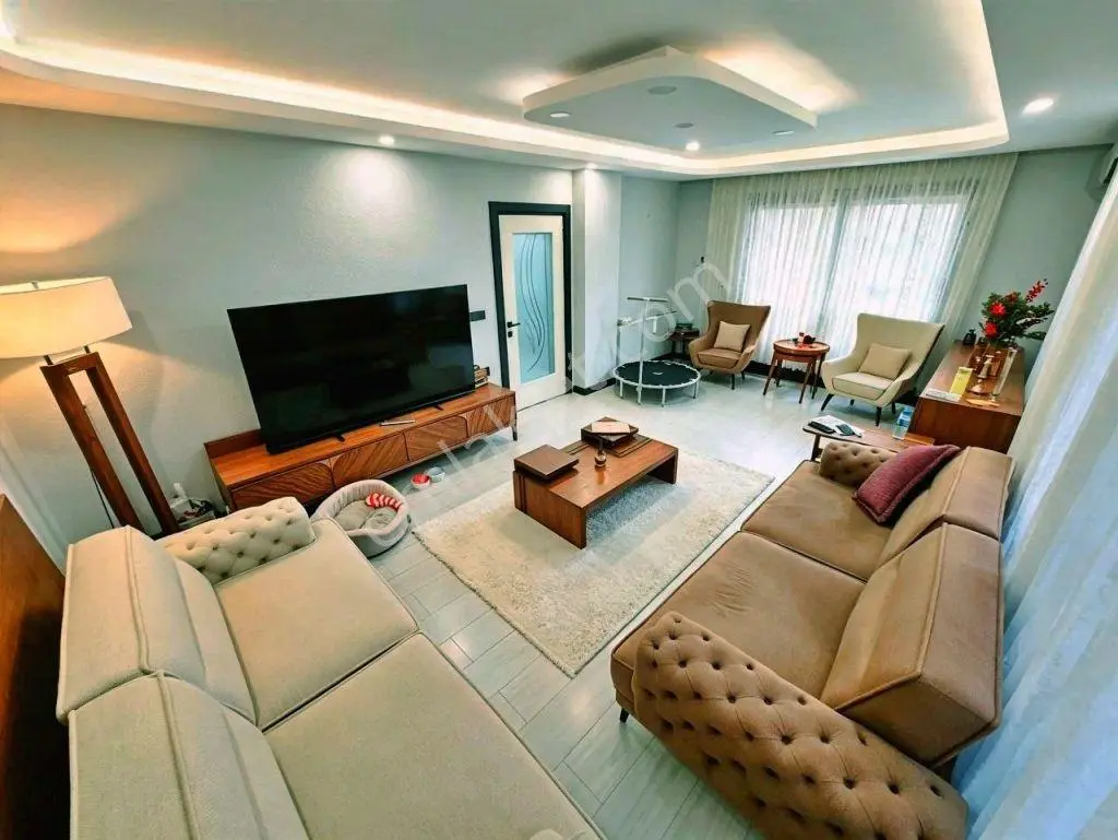 Uytundan Zeytinlide Kazdağlarının Eteğinde Isı Pompalı 4+1 Villa — fotoğraf 5