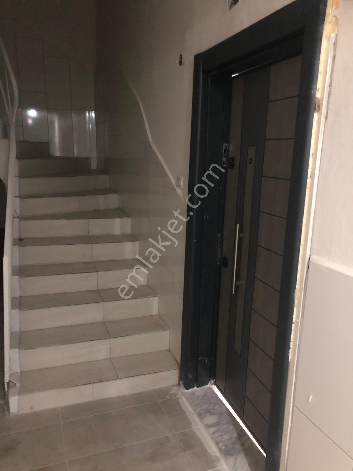 Han Emlaktan Yenişehir Cumhuriyet Mahallesinde Satılık 2+1 — fotoğraf 11
