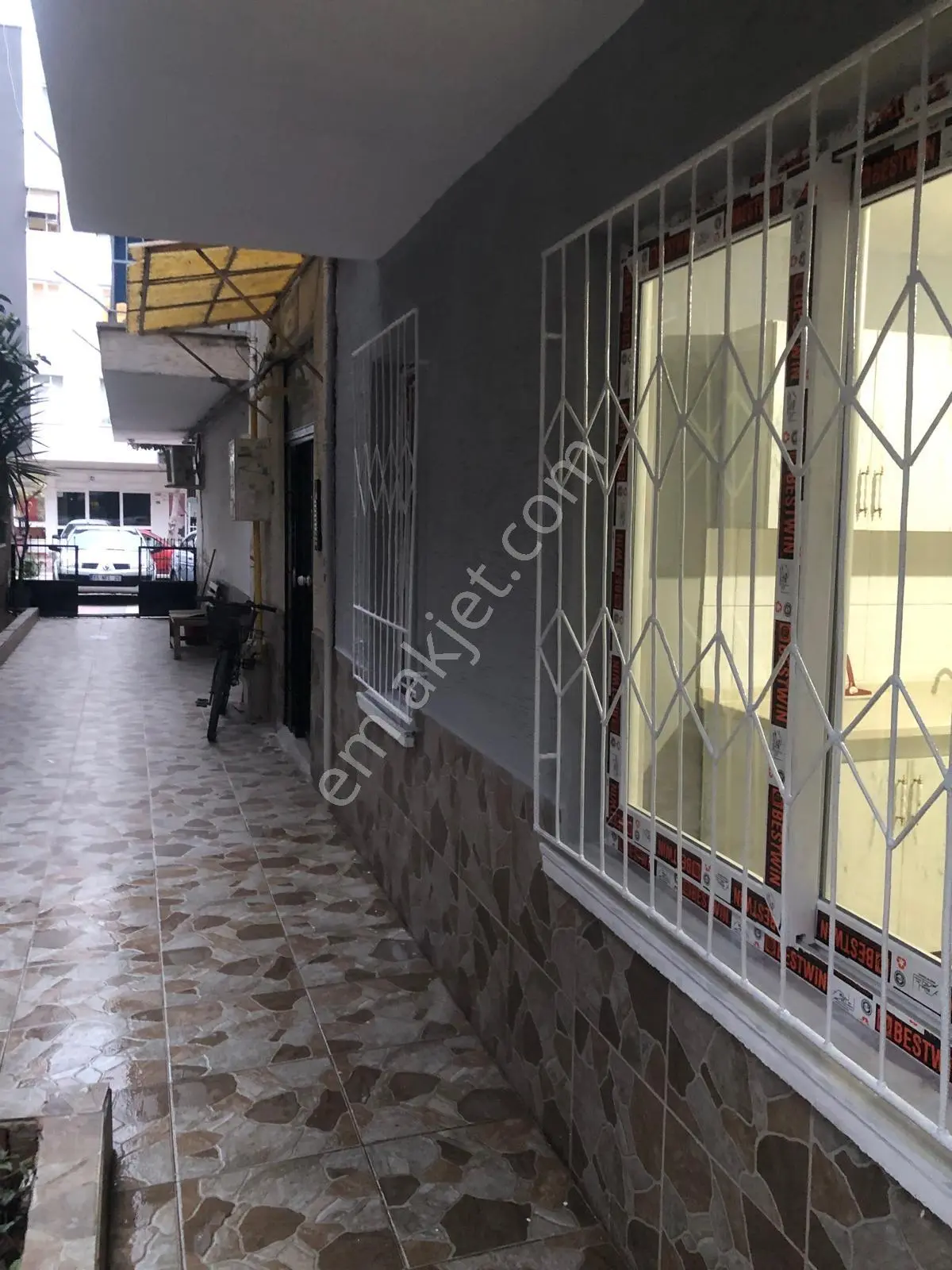 Han Emlaktan Yenişehir Cumhuriyet Mahallesinde Satılık 2+1 — fotoğraf 16