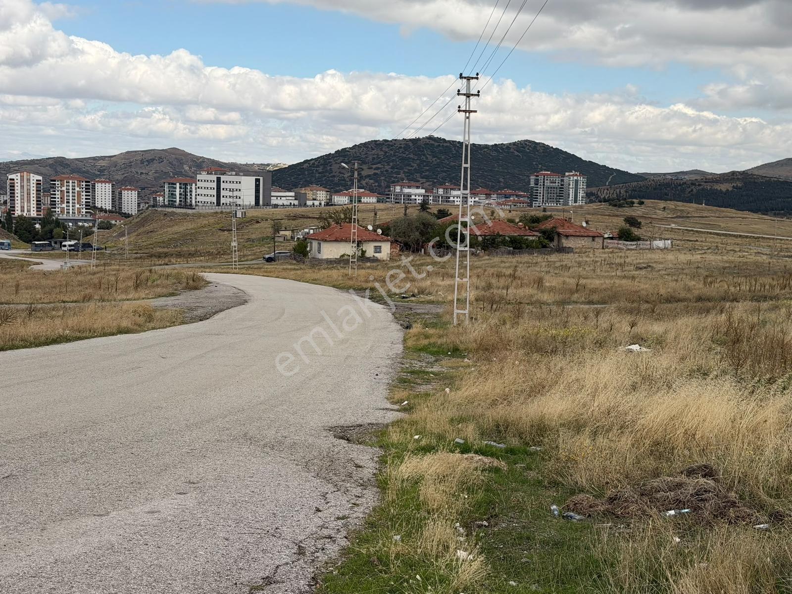 Yeni Yapılan Hastaneye Cephe 190m2 Kattan Daire Getirisi Var — fotoğraf 5