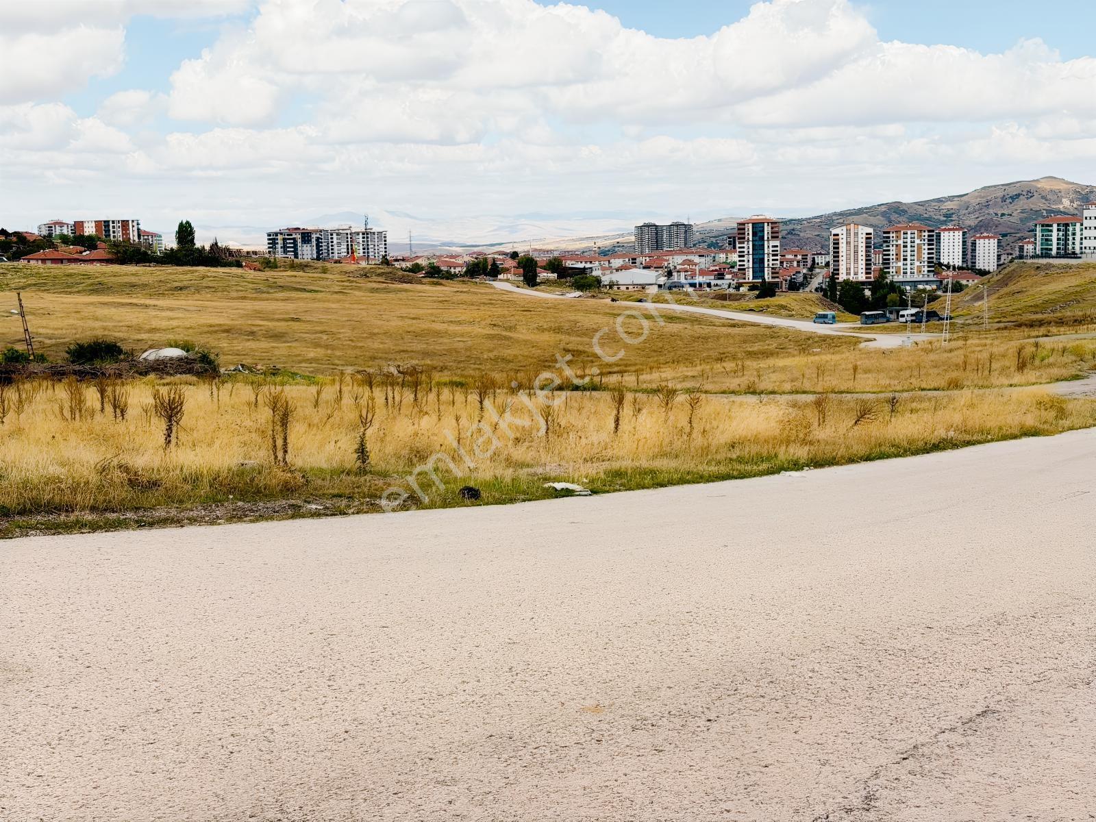 Yeni Yapılan Hastaneye Cephe 190m2 Kattan Daire Getirisi Var — fotoğraf 15