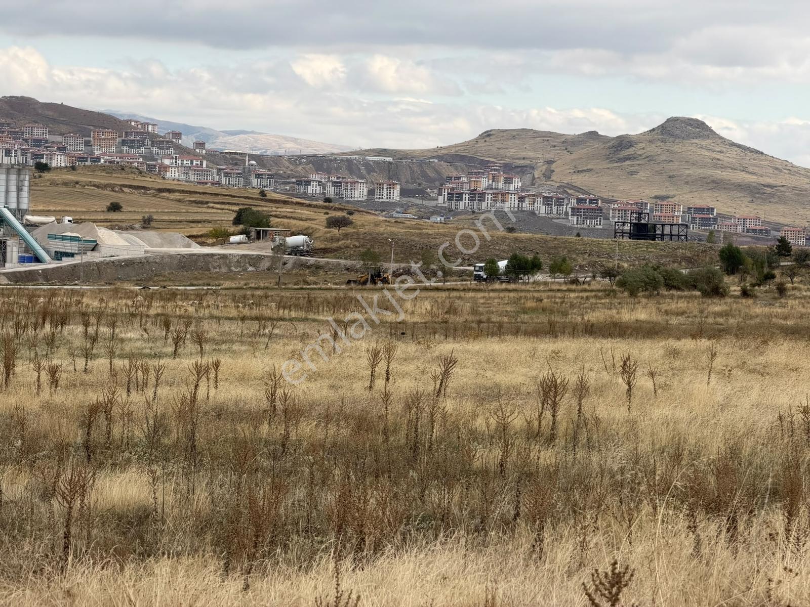 Yeni Yapılan Hastaneye Cephe 190m2 Kattan Daire Getirisi Var — fotoğraf 32