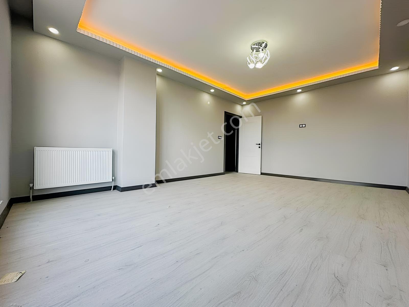Az-er Yapıdan İskanlı Geniş Kullanımlı Satılık 3+1 Daire !!! — fotoğraf 15
