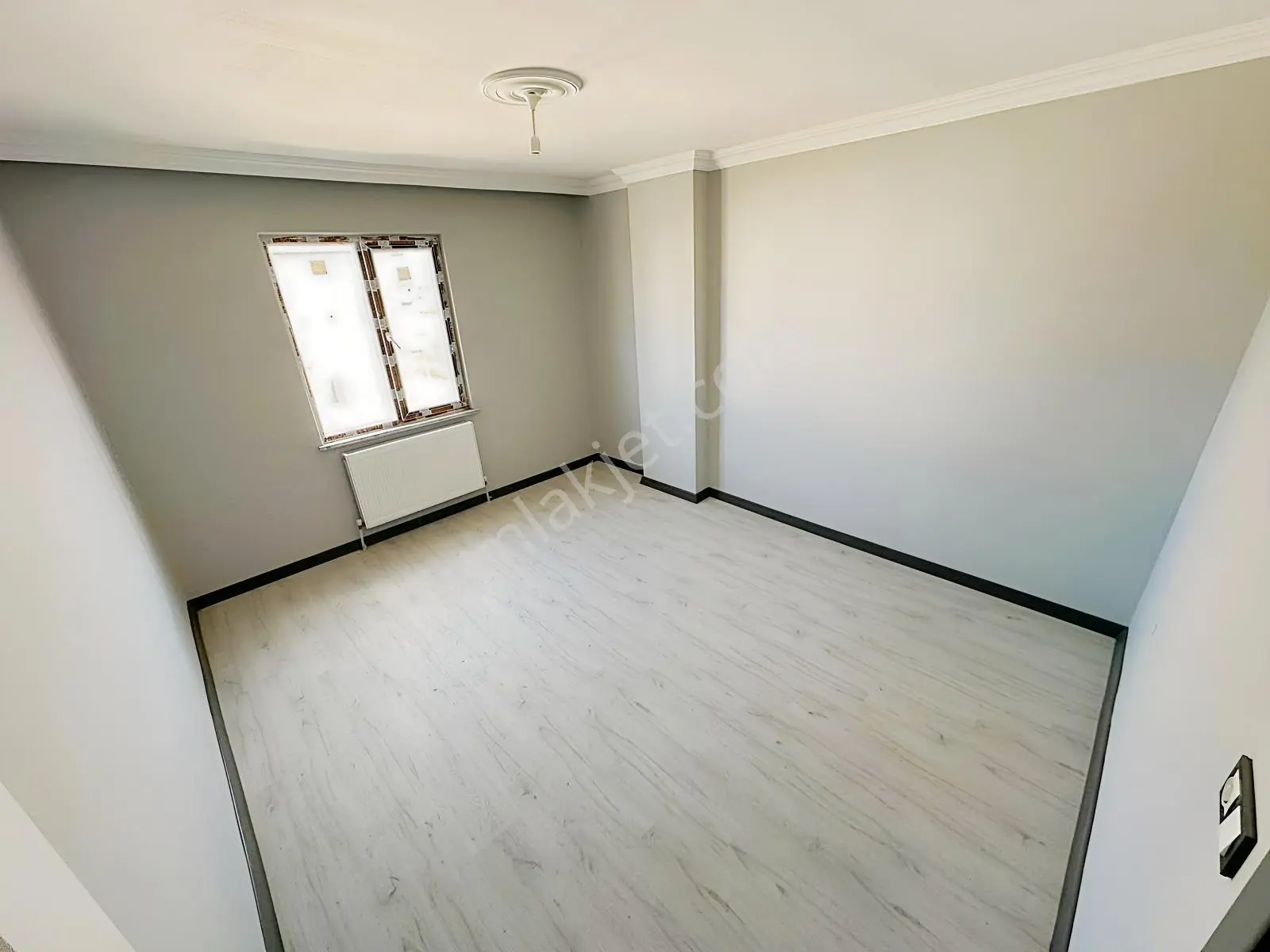 Az-er Yapıdan İskanlı Geniş Kullanımlı Satılık 3+1 Daire !!! — fotoğraf 28