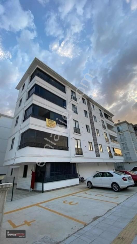 Toprak Sanayi Okulu Satılık Civarı 3+1