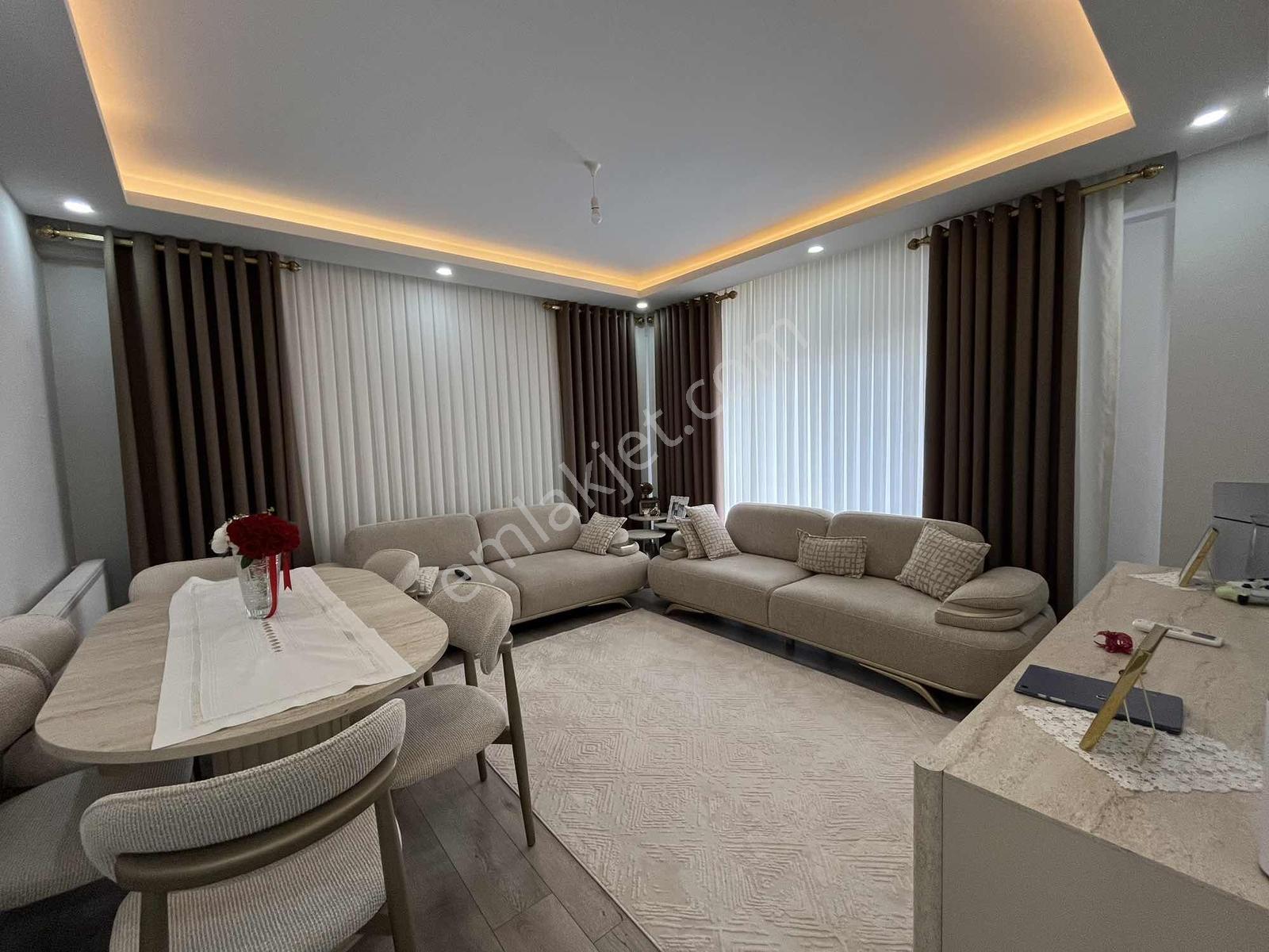 Yeni Hal'e Yakın Mesafede 2+1 Özellikli Kompleks Daire — fotoğraf 4