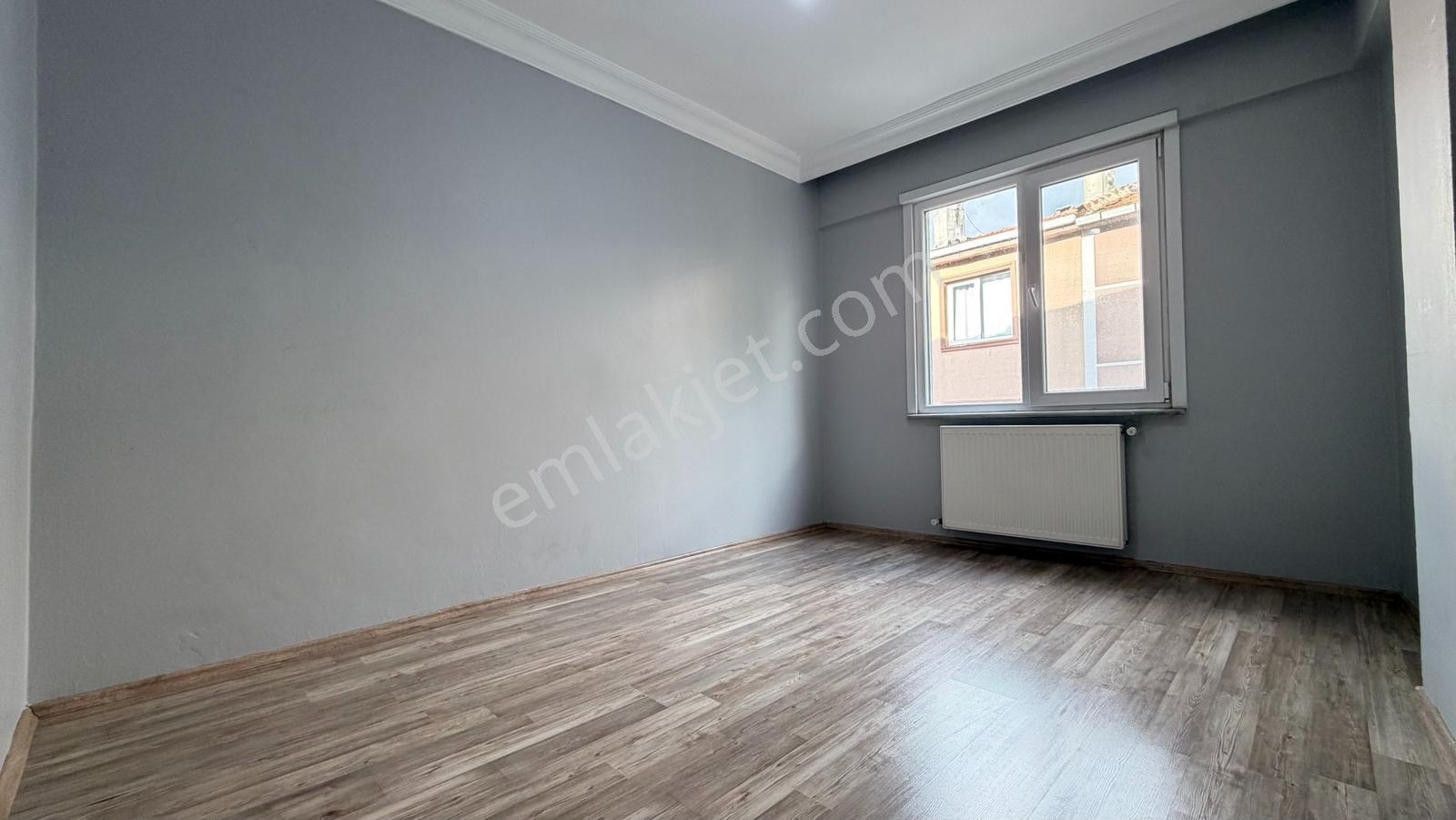 İlka'dan Talatpaşa Mh 2+1 Satılık Daire Metrobüse 3 Dk Ara Kat — fotoğraf 13
