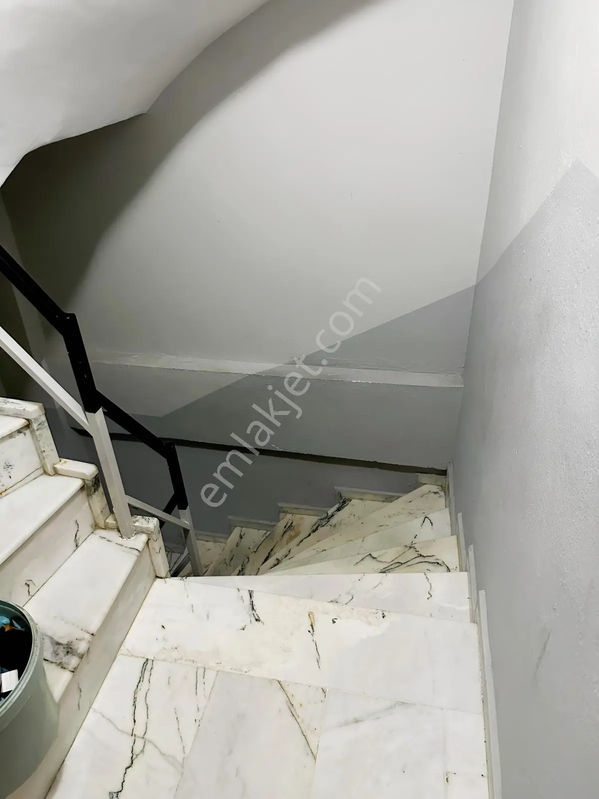 Vela'dan Aktepe Komple Satılık Bina — fotoğraf 17