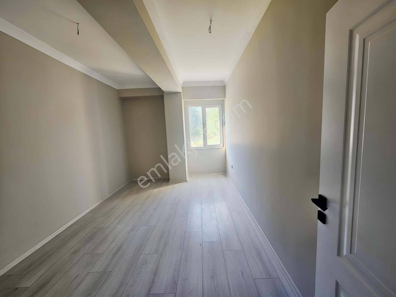 Çekmeköy Ekşioğlu Mahallesinde Yerden Isıtmalı Ara Kat 2+1 — fotoğraf 3