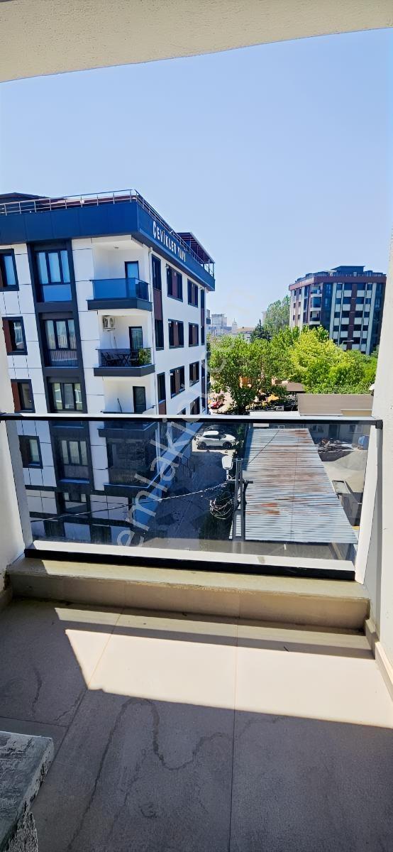 Çekmeköy Ekşioğlu Mahallesinde Yerden Isıtmalı Ara Kat 2+1 — fotoğraf 18