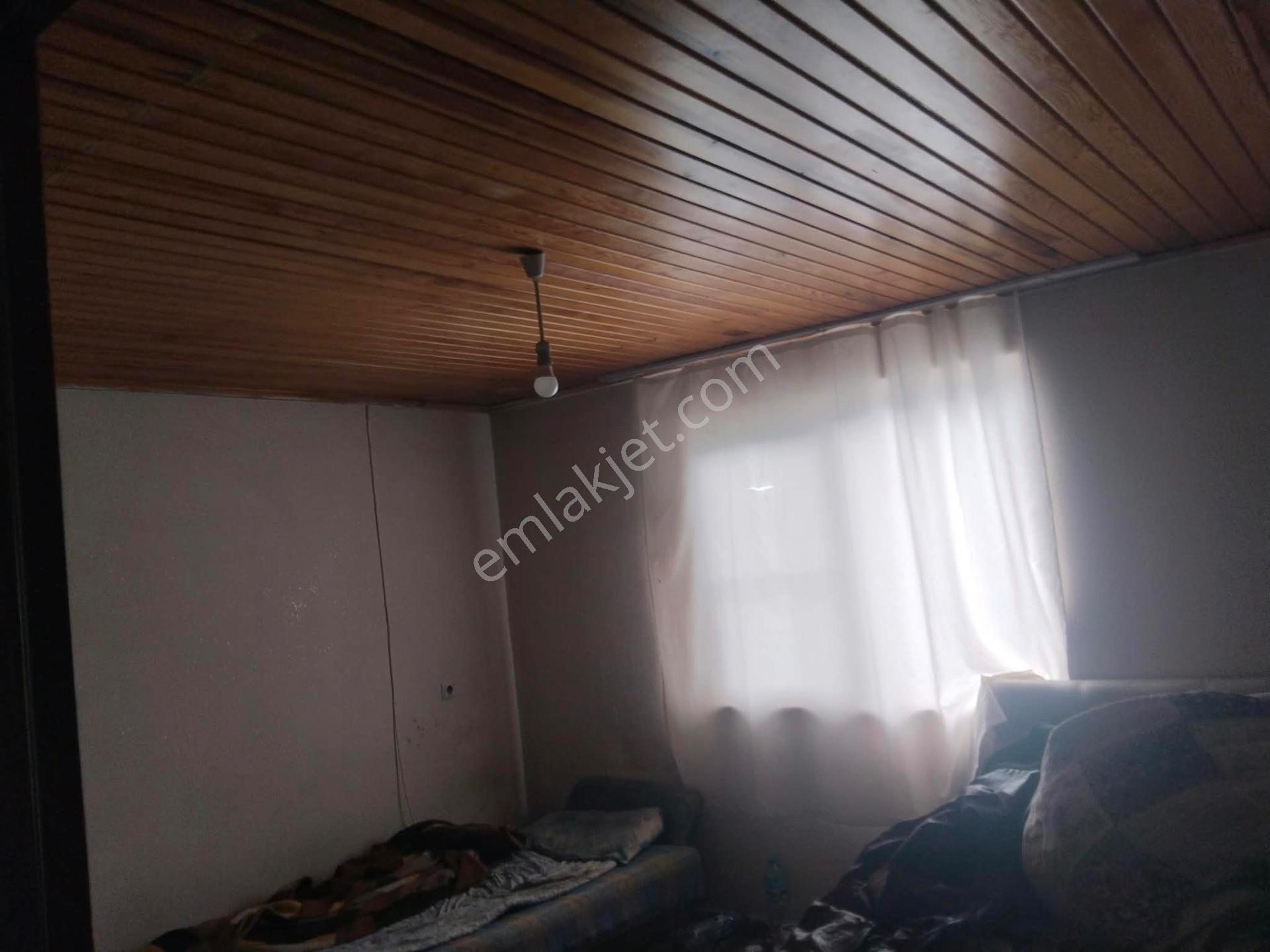 Nazilli Karahallı Mahallesi’nde Satılık Avlulu Kargir Ev — fotoğraf 15