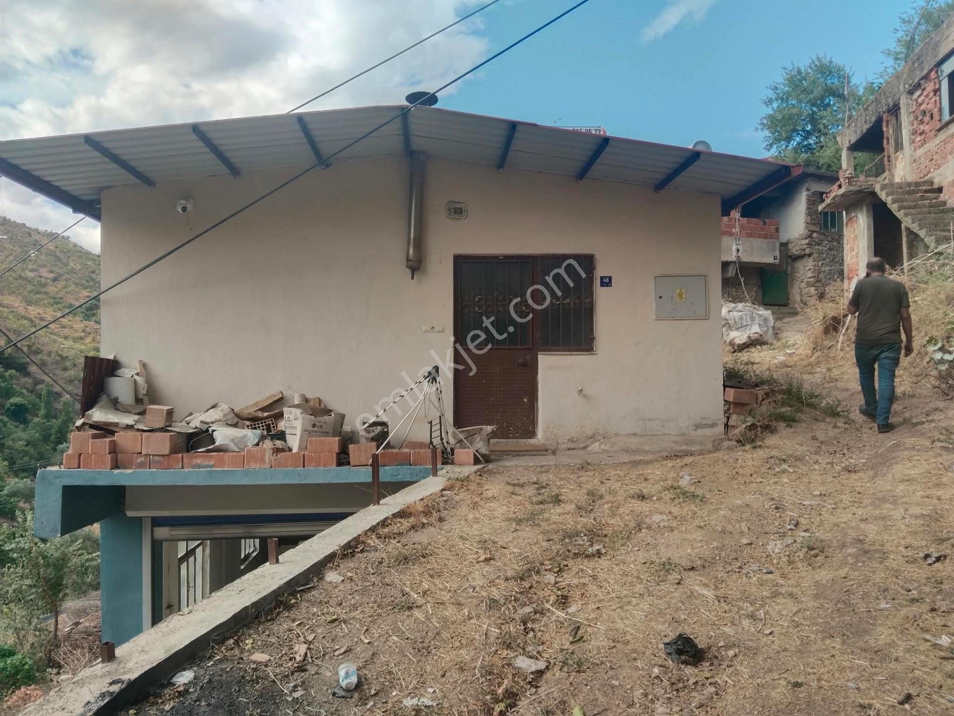 Nazilli Karahallı Mahallesi’nde Satılık Avlulu Kargir Ev — fotoğraf 16