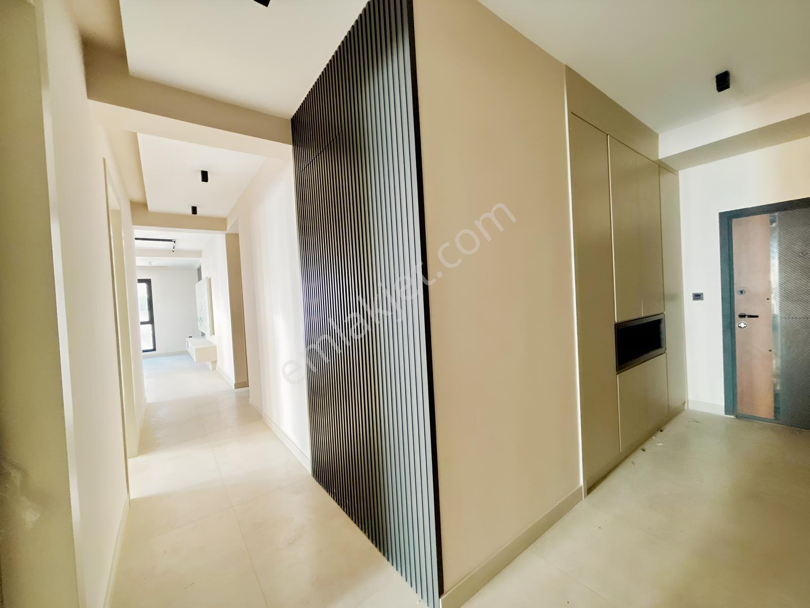 Demirler'den Adalet'de Ebeveyn Banyolu Giyinme Odalı 3+1 Daire — fotoğraf 2