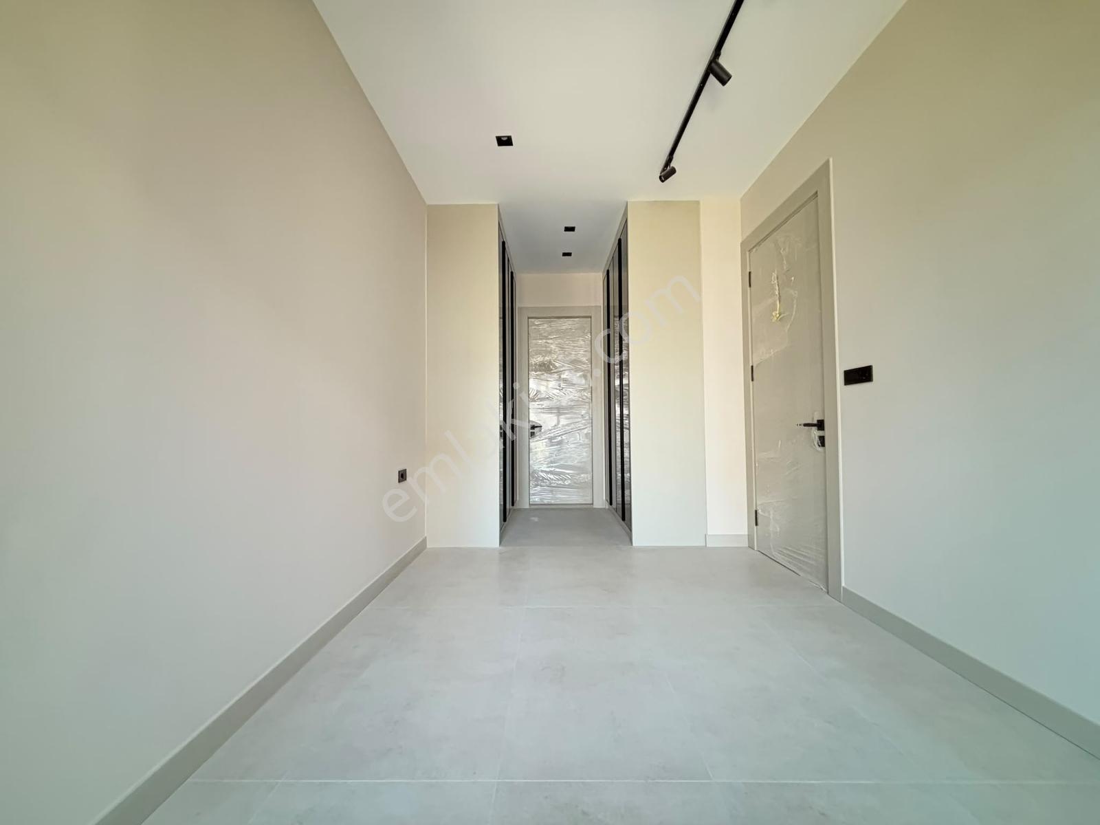 Demirler'den Adalet'de Ebeveyn Banyolu Giyinme Odalı 3+1 Daire — fotoğraf 14