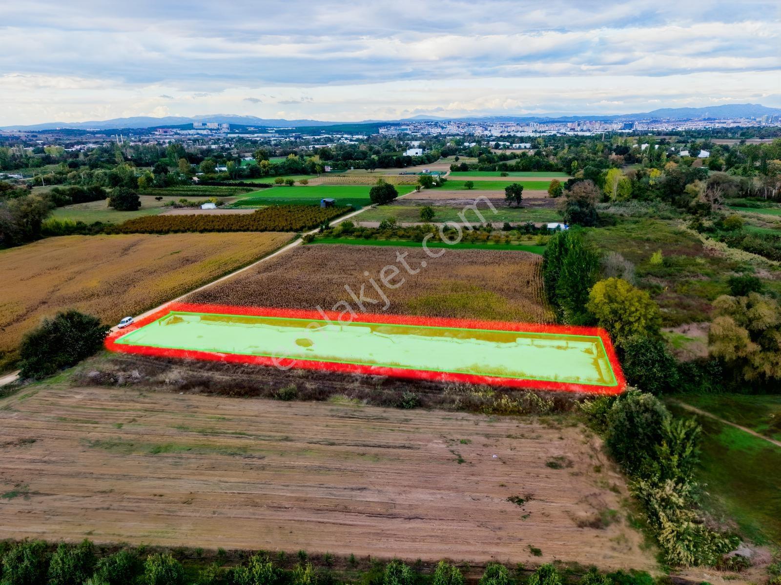 Nilüfer Tahtalı 1.763m² Resmi Yola Cepheli Satılık Arazi — fotoğraf 3