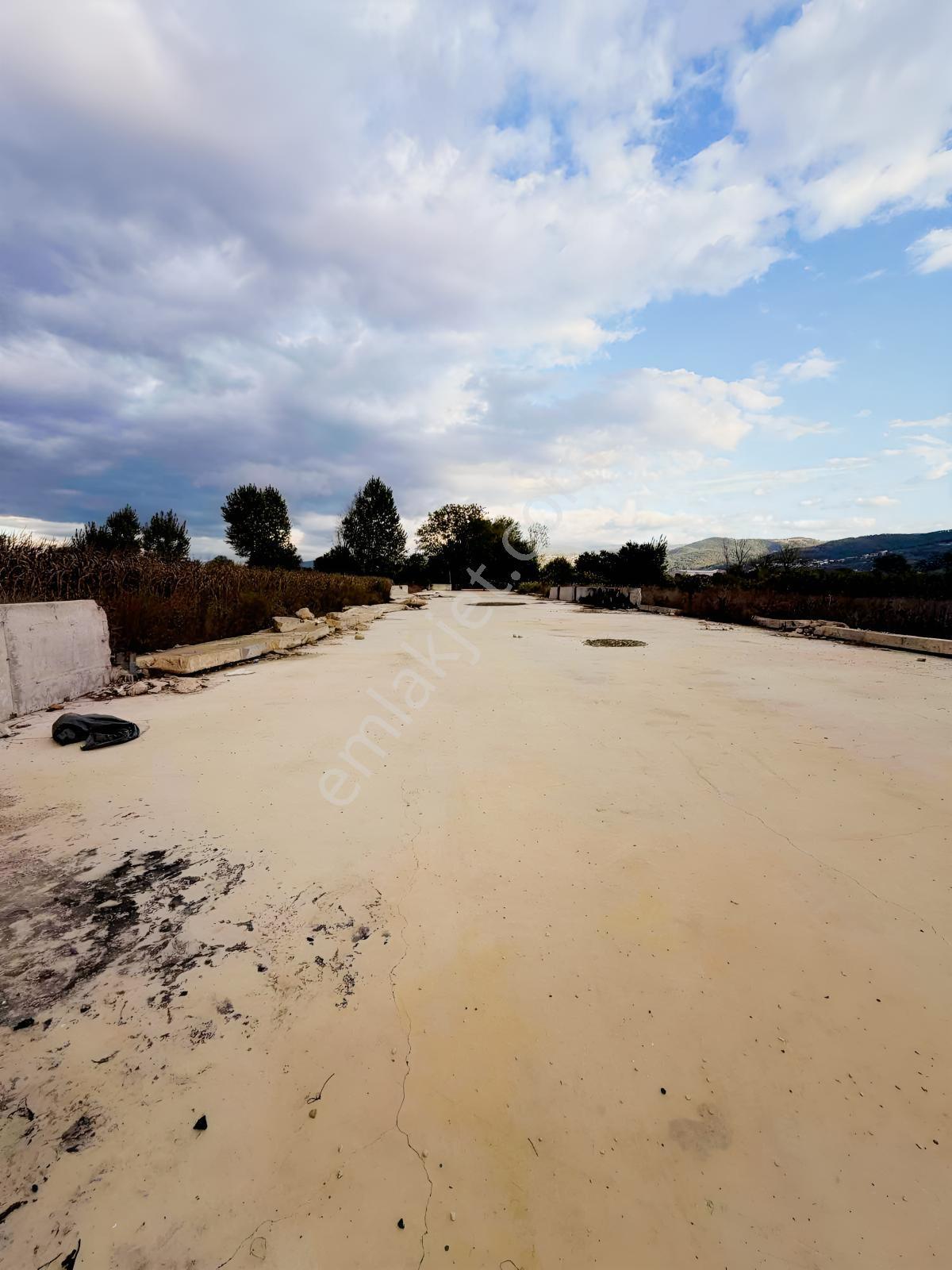 Nilüfer Tahtalı 1.763m² Resmi Yola Cepheli Satılık Arazi — fotoğraf 16