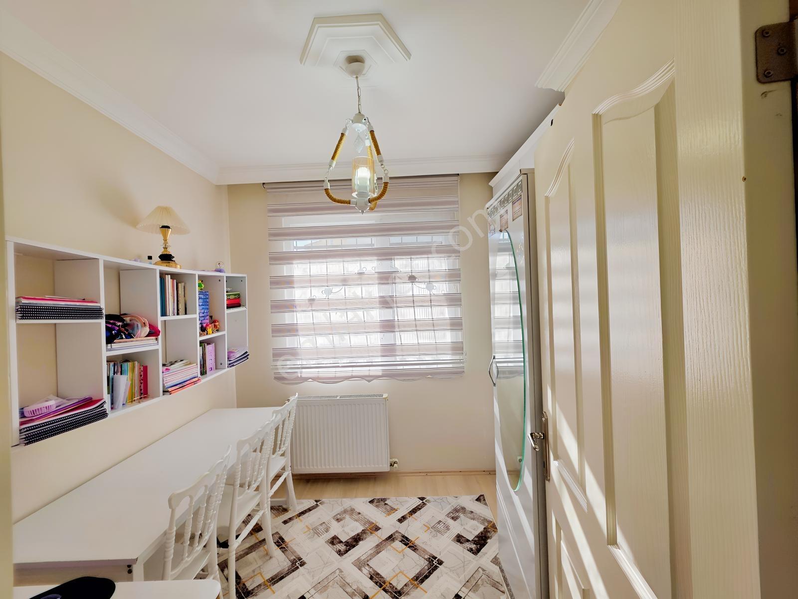 Remaxtan Satılık Arnavutköy İslambeyde Temiz Ve Geniş 3+1 Daire — fotoğraf 13