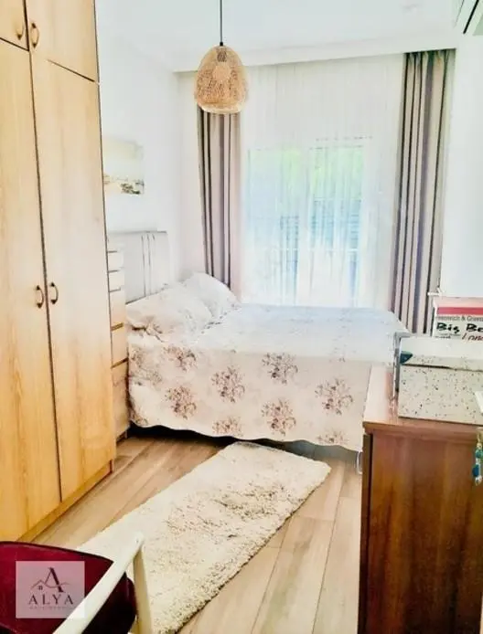 Alya Gayrimenkul Çeşme Musallada Şehir Merkezine Yakın 2+1 Daire — fotoğraf 8