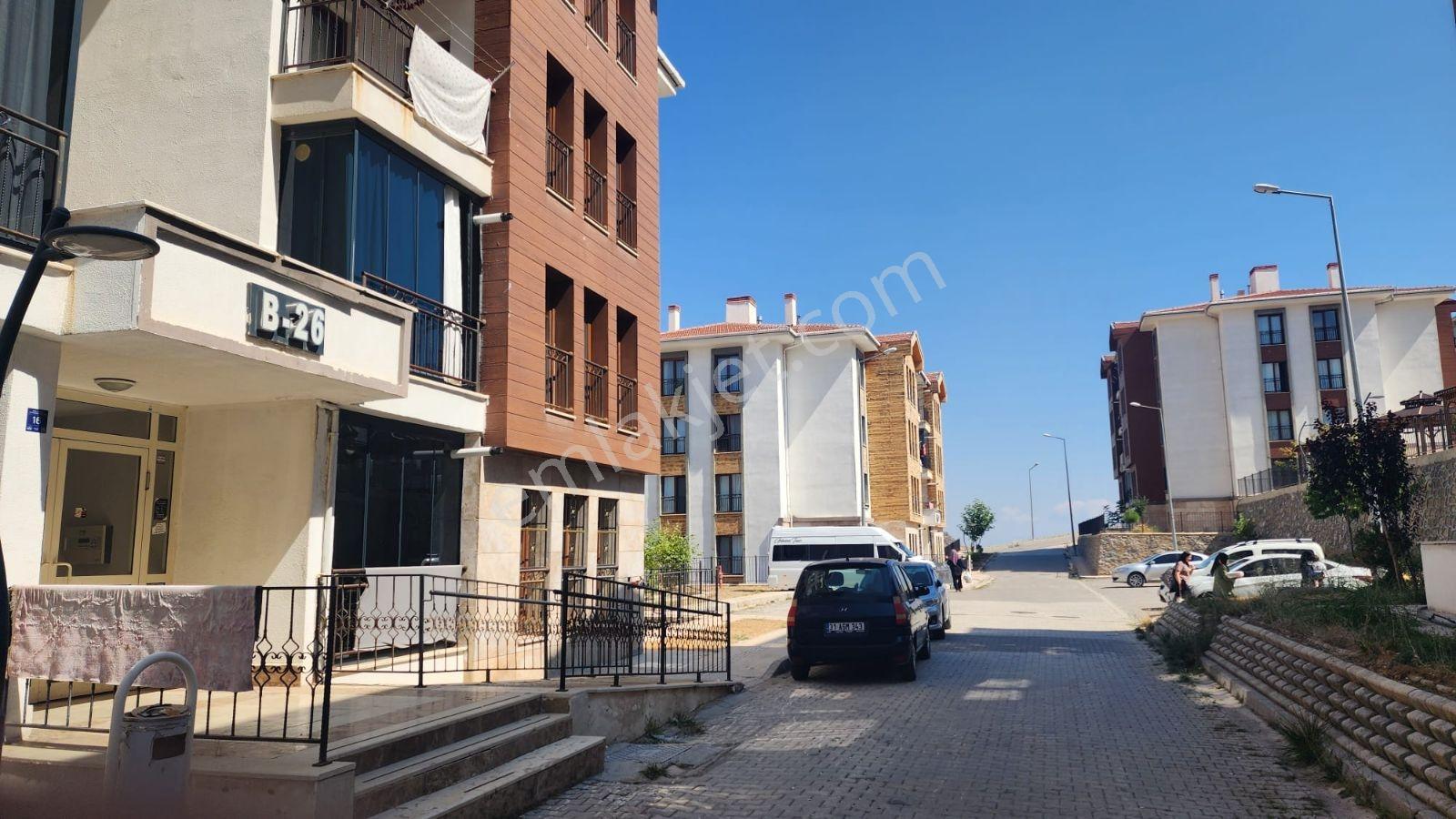 Adil Emlak'tan Çatalçeşmede Acil Satılık 2+1 Daire — fotoğraf 3