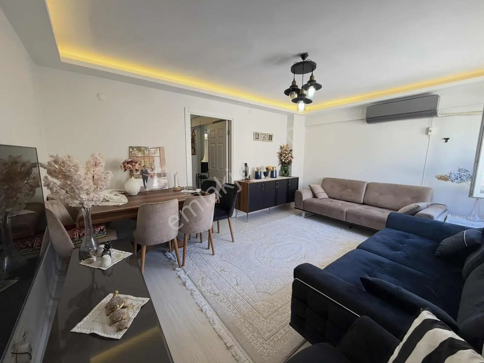 Üçyol Metro Yakını 2+1 90 M2 Lüx Doğalgazlı Çift Cephe Daire — fotoğraf 5