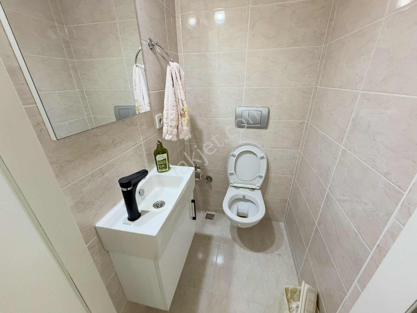 Üçyol Metro Yakını 2+1 90 M2 Lüx Doğalgazlı Çift Cephe Daire — fotoğraf 20