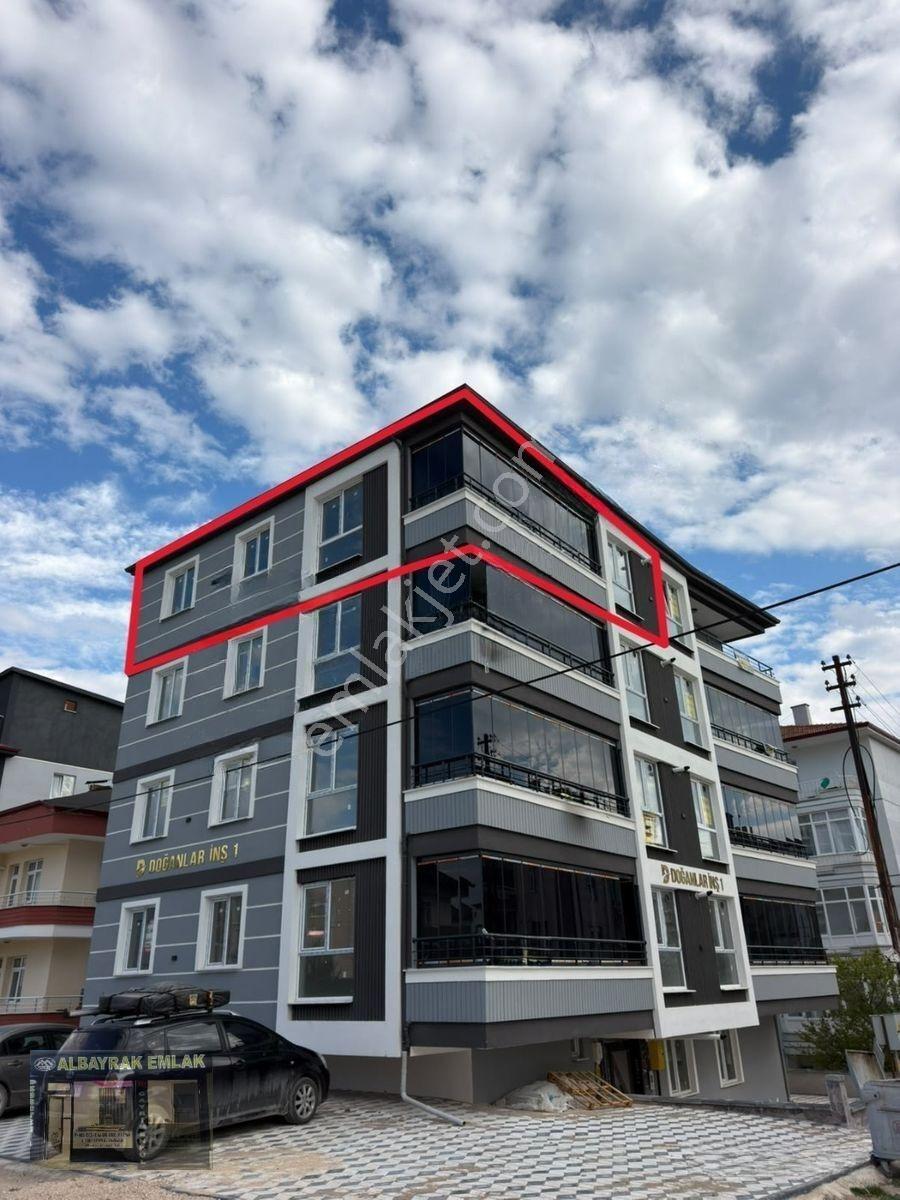 Albayrak'Tan Satılık Köşe Başı Sıfır 2+1 Daire