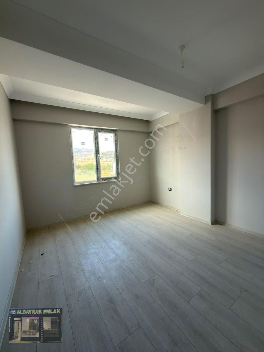 Albayrak'tan Satılık Köşe Başı Sıfır 2+1 Daire — fotoğraf 15