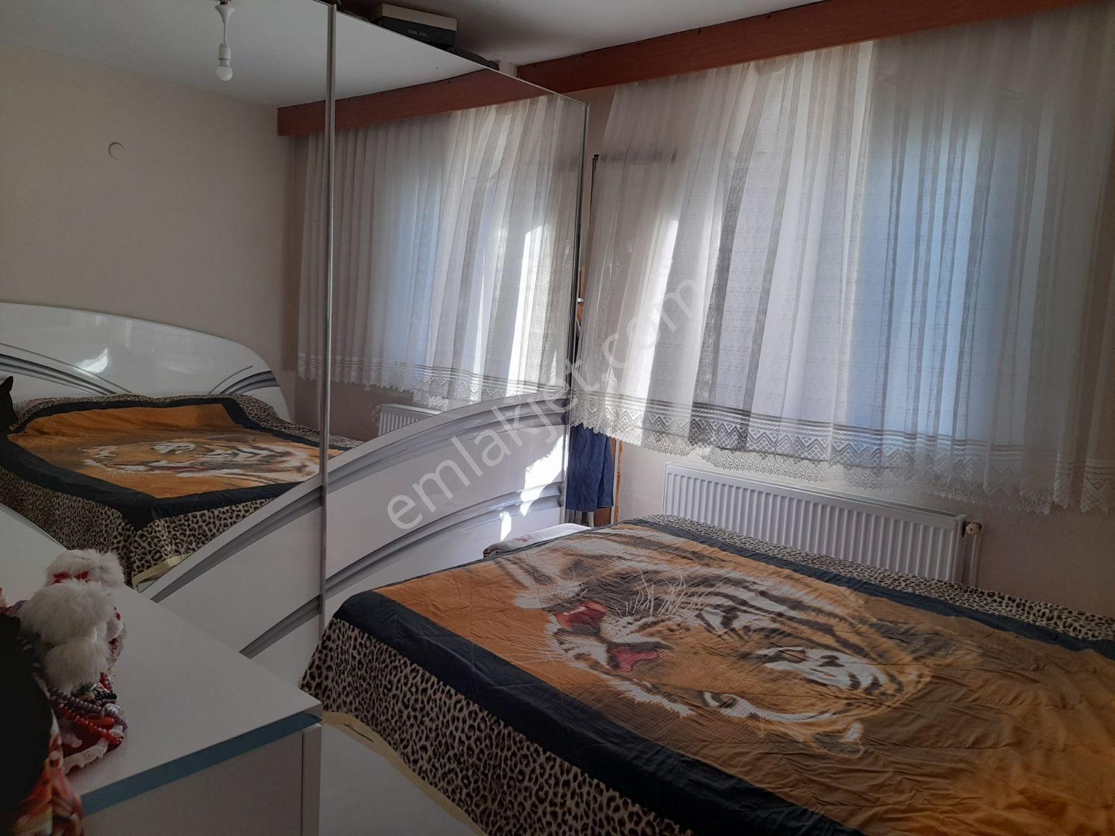 Mühendis Emlakta Yurtoğlu Mh Merkezde 2+1 85m2 Doğal Gazlı Daire — fotoğraf 10