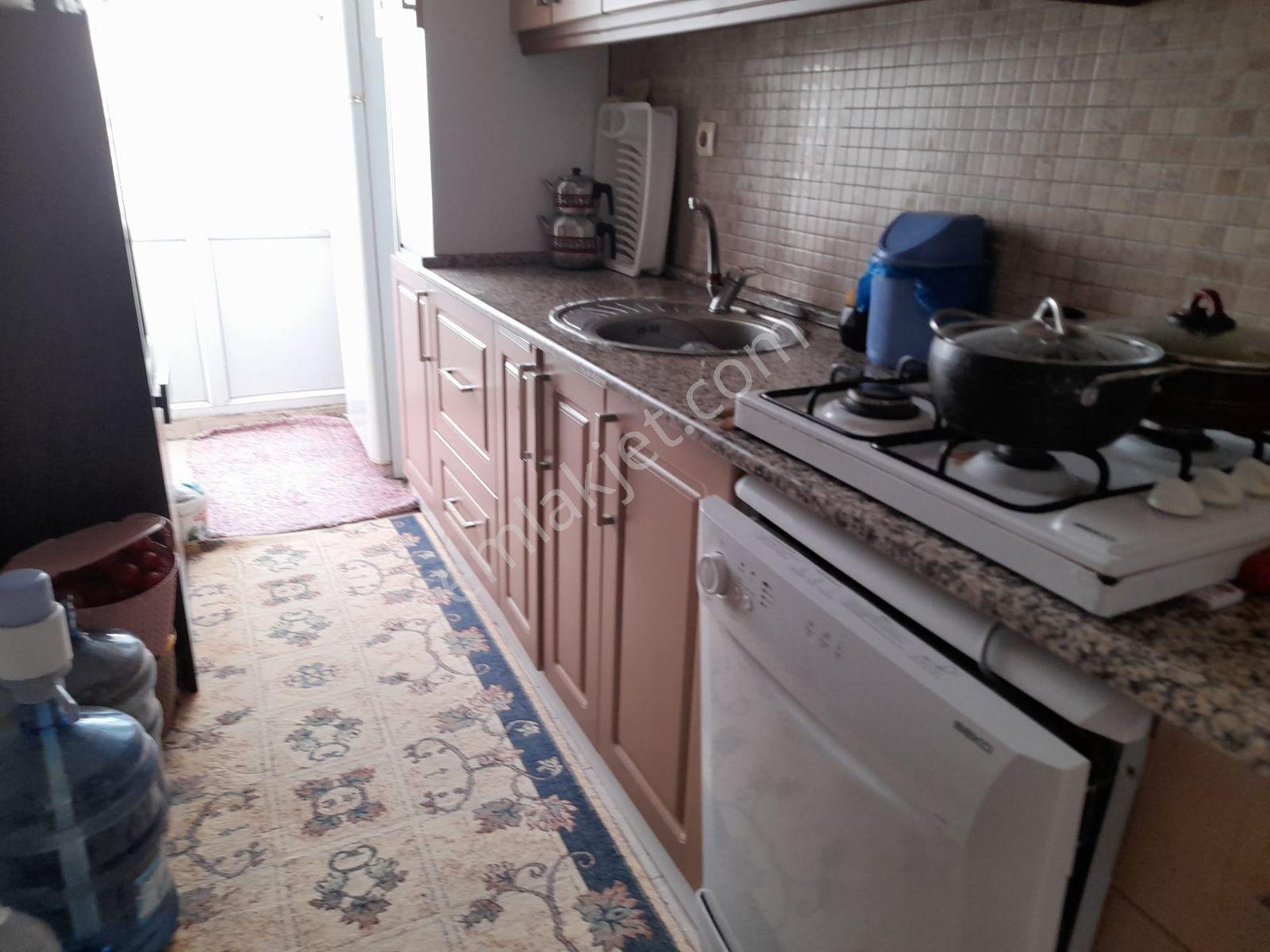 Mühendis Emlakta Yurtoğlu Mh Merkezde 2+1 85m2 Doğal Gazlı Daire — fotoğraf 14
