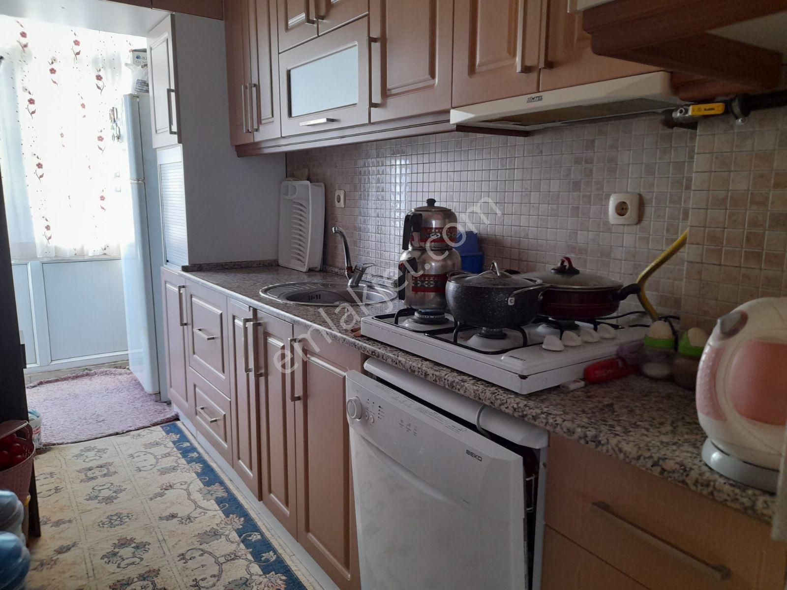 Mühendis Emlakta Yurtoğlu Mh Merkezde 2+1 85m2 Doğal Gazlı Daire — fotoğraf 15