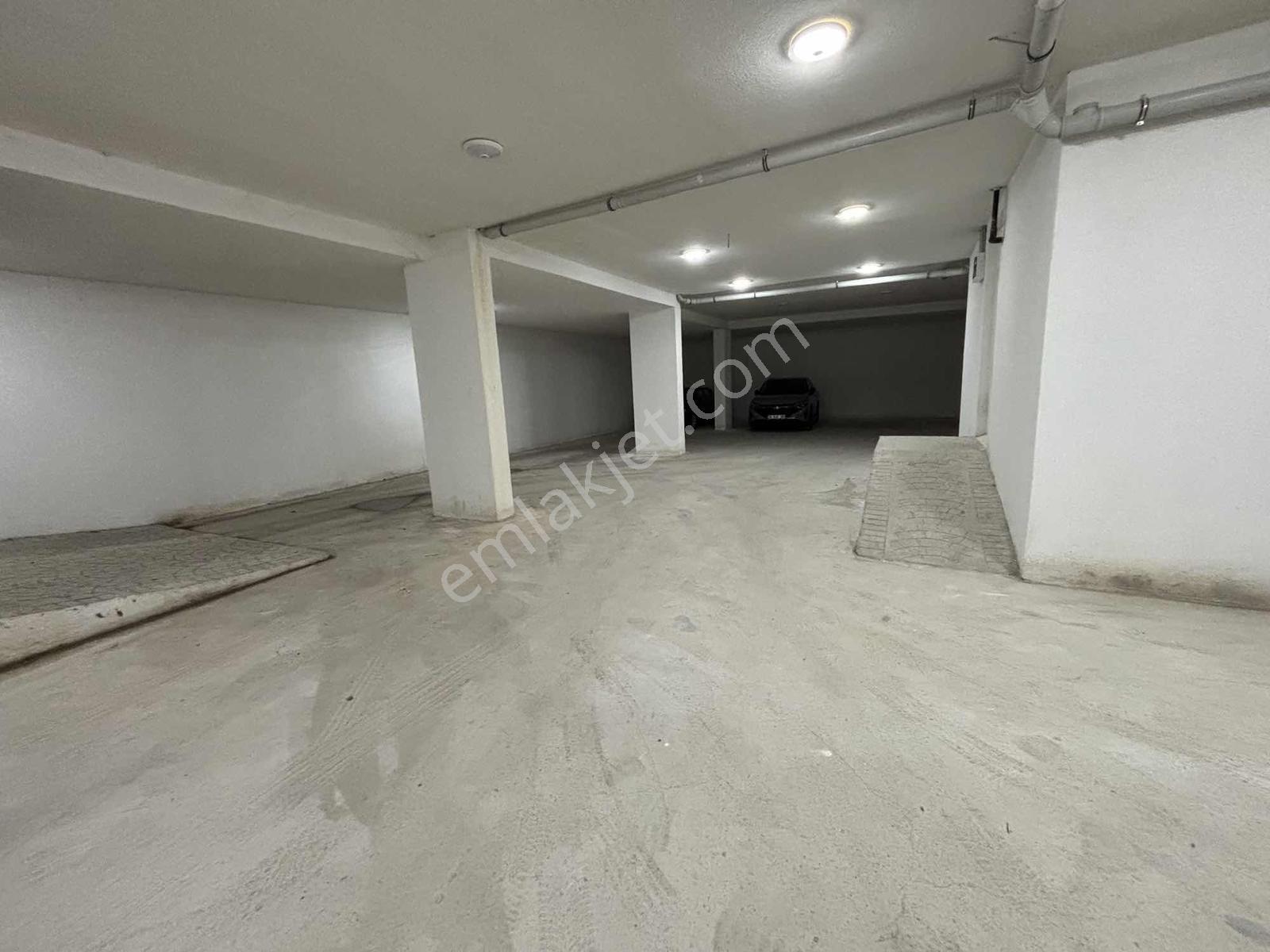 Tuzla Sahilde Özel Yapım Bahçeli Satılık 2+1 Yalı Dairesi — fotoğraf 17
