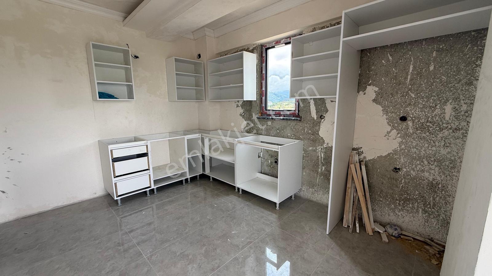 Tepecikte Geniş Ferah Yerden Isıtma Satılık 3+1 Daire — fotoğraf 3