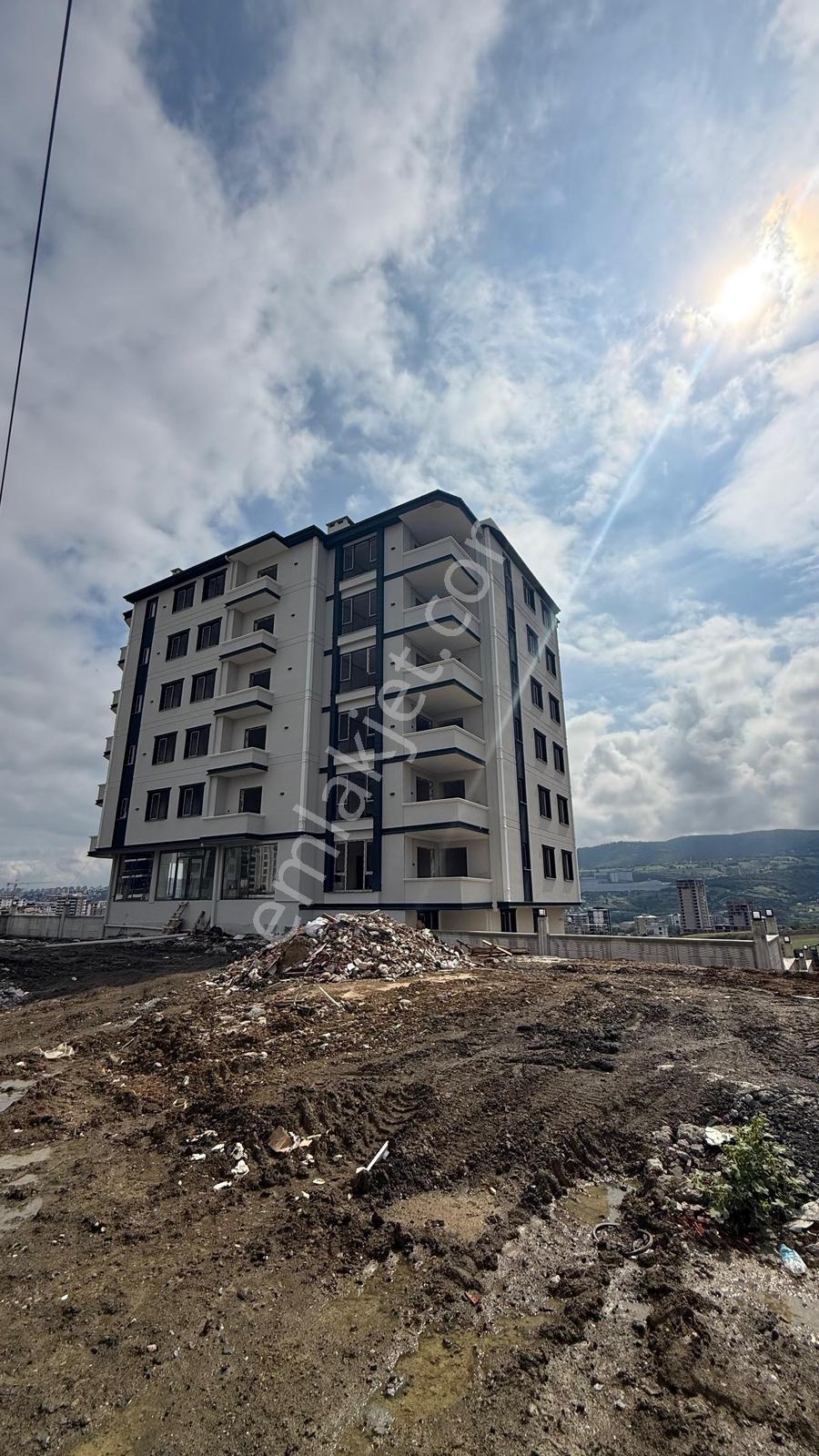 Tepecikte Geniş Ferah Yerden Isıtma Satılık 3+1 Daire — fotoğraf 18