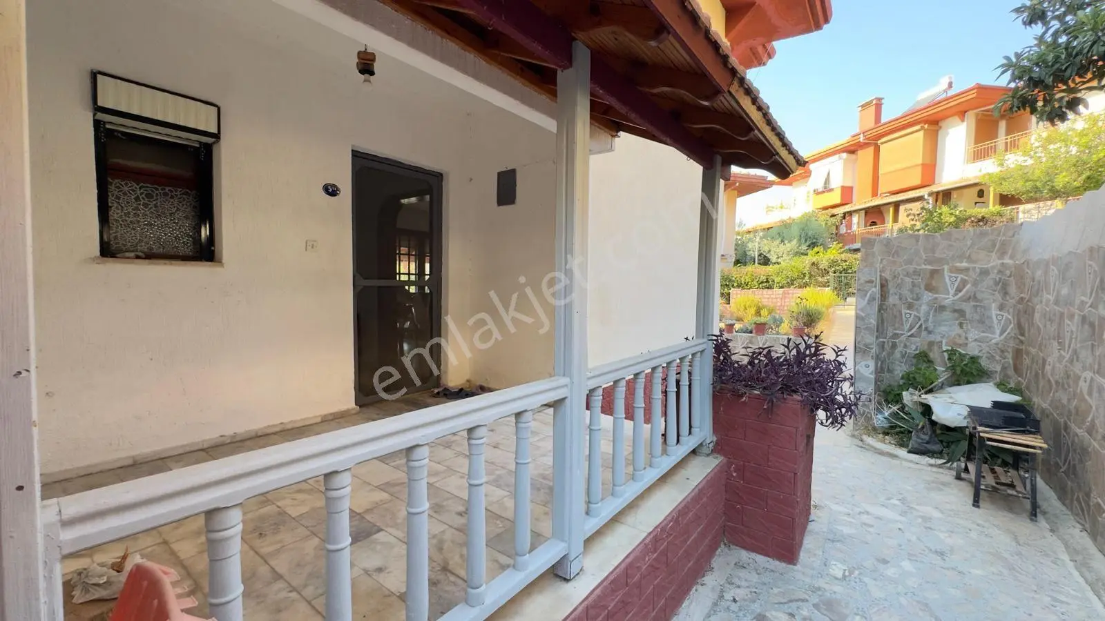 İzmir Seferihisar Esenyalı Sitesi'nde Denize 50 M |özel Plaj & Havuz Ayrılcalığıyla Satılık Yazlık — fotoğraf 28