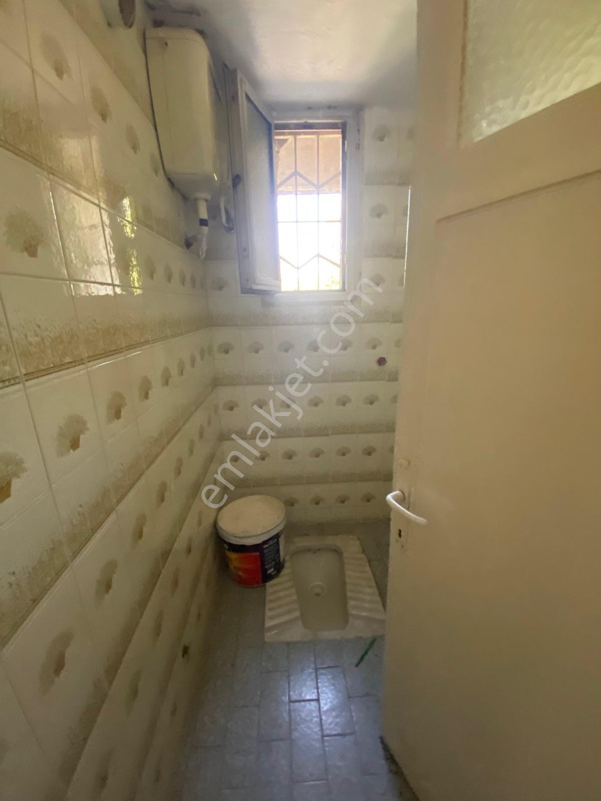 Akalından Bozyaka Ssk Yakını 3 Katlı 428 Taban M2 Satılık Bina — fotoğraf 9