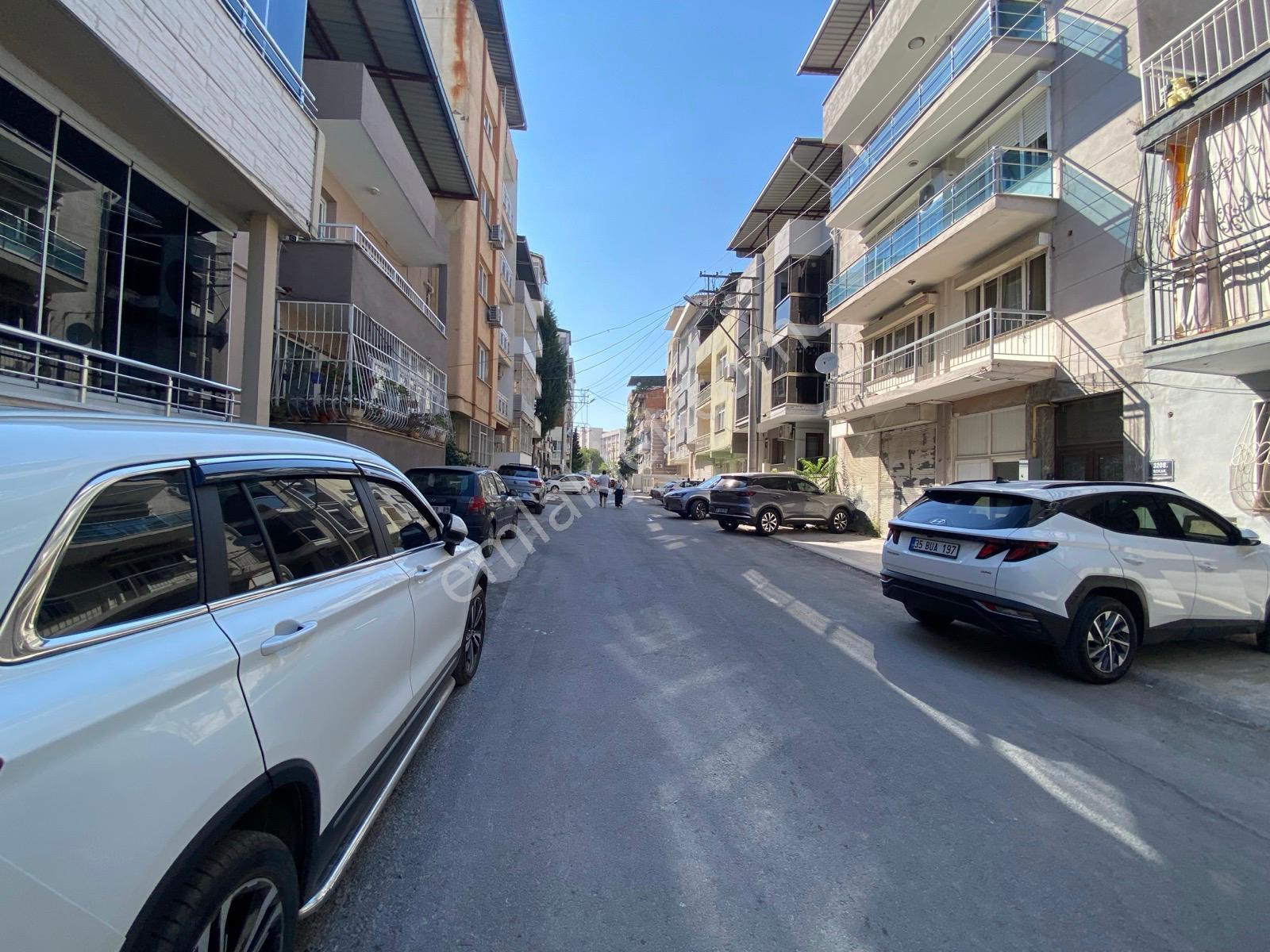 Akalından Bozyaka Ssk Yakını 3 Katlı 428 Taban M2 Satılık Bina — fotoğraf 24