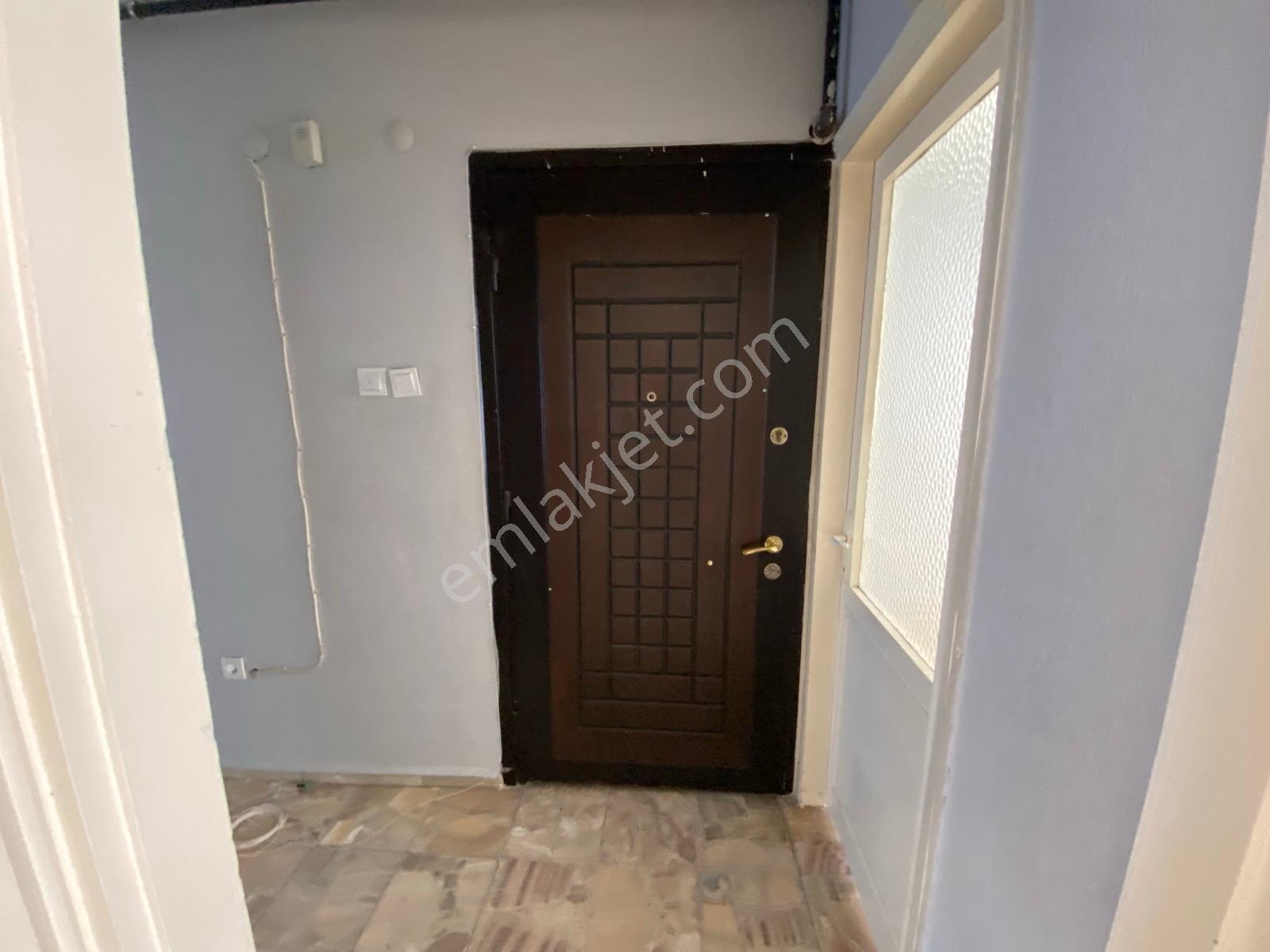 Akalından Bozyaka Ssk Yakını 3 Katlı 428 Taban M2 Satılık Bina — fotoğraf 27